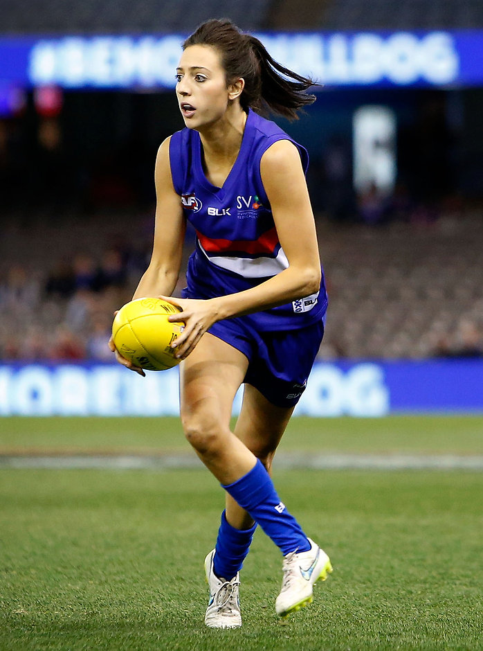 AFL 2015 Media - Western Bulldogs v Melbourne Womens Match MELBOURNE, AUSTRALIA - AUGUST 16: Stephanie Chiocci of the Bulldogs in action during the 2015 AFL Womens match between the Western Bulldogs and the Melbourne Demons at Etihad Stadium, Melbourne, Australia on August 16, 2015. (Photo by Adam Trafford/AFL Media)
